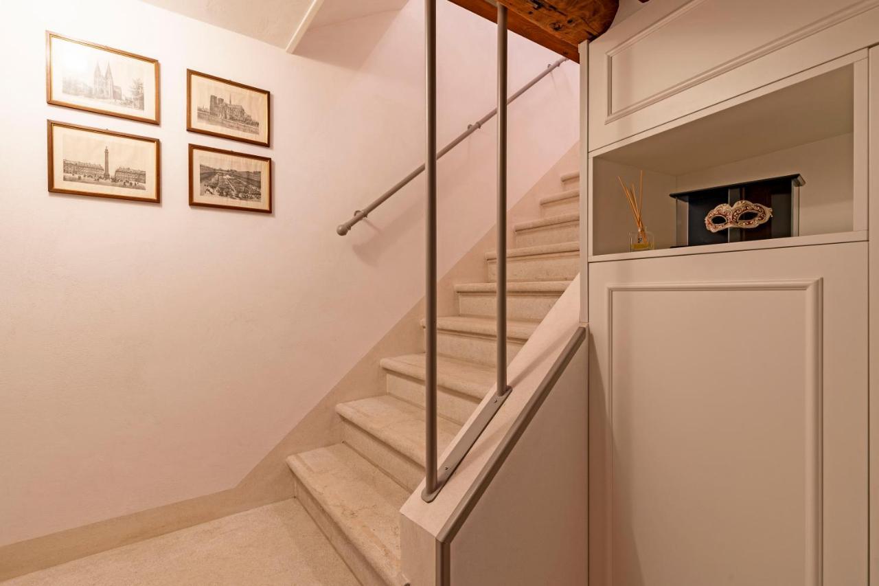 Апартаменти San Silvestro House Венеція Екстер'єр фото