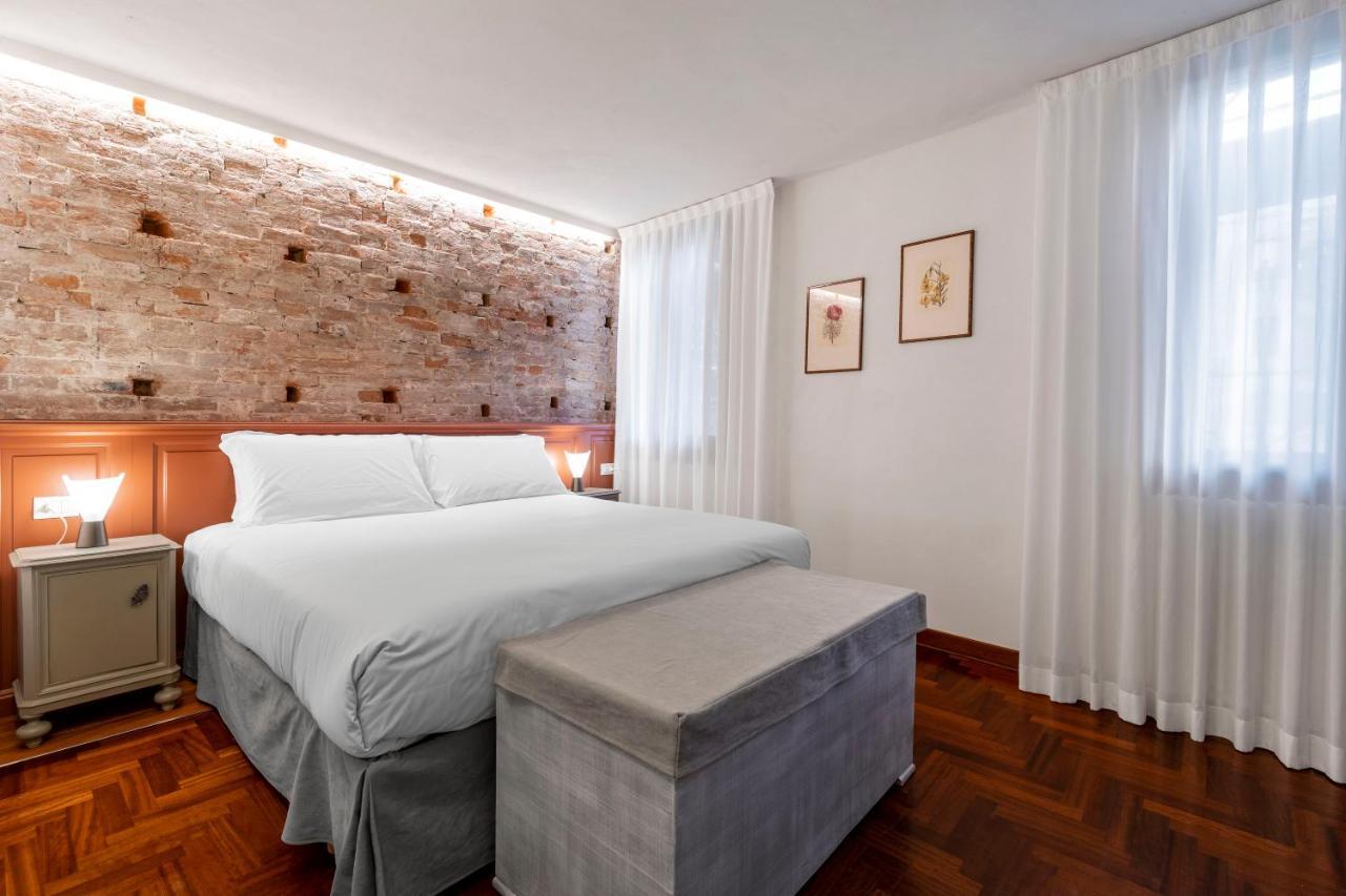 Апартаменти San Silvestro House Венеція Екстер'єр фото